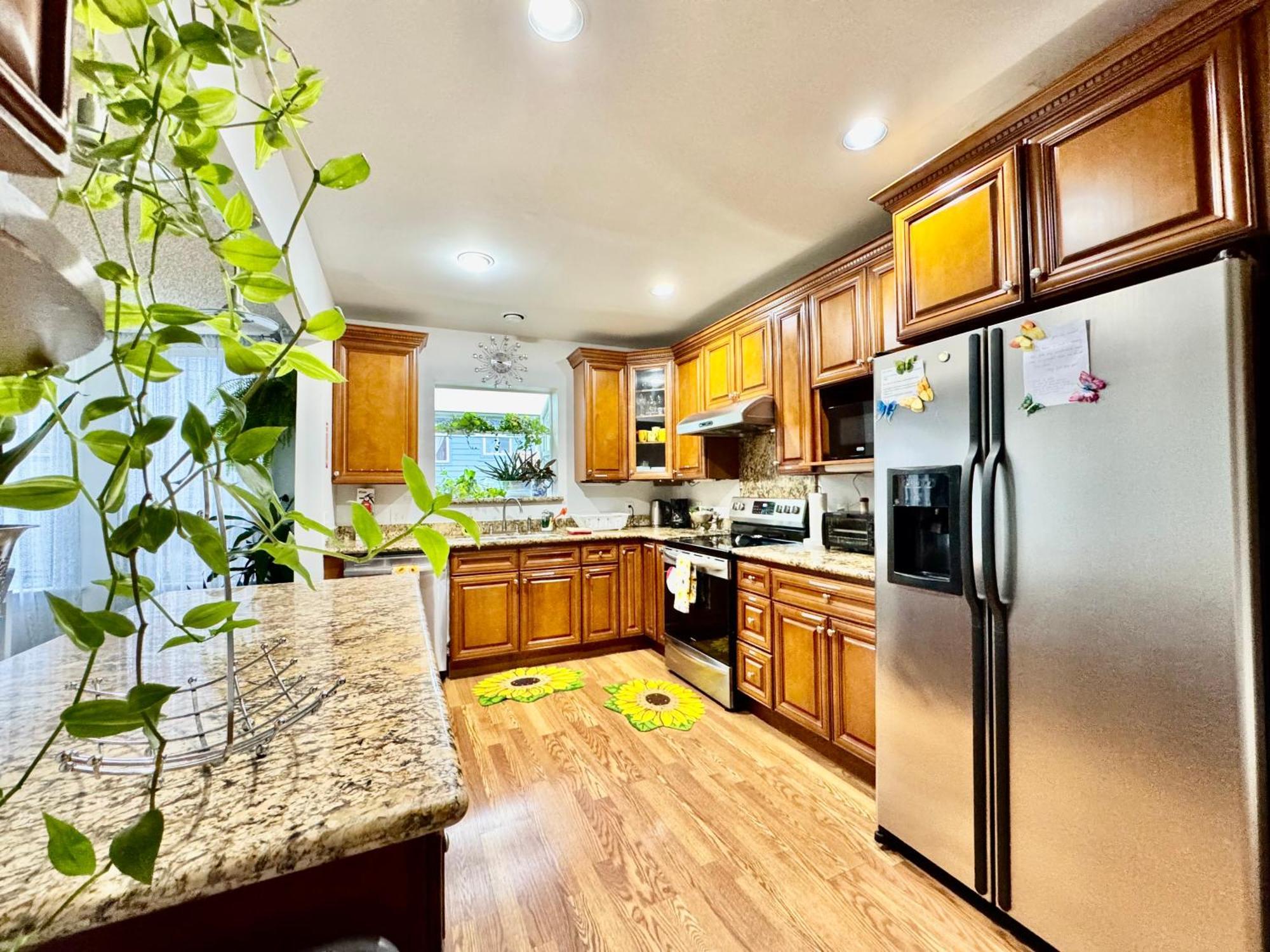 Seattle Home With 2 Bedrooms A King Bed Queen Bed And An Extra Sofa Bed Located 10 Minutes From Seatac Airport And 20 Minutes From Downtown Kültér fotó